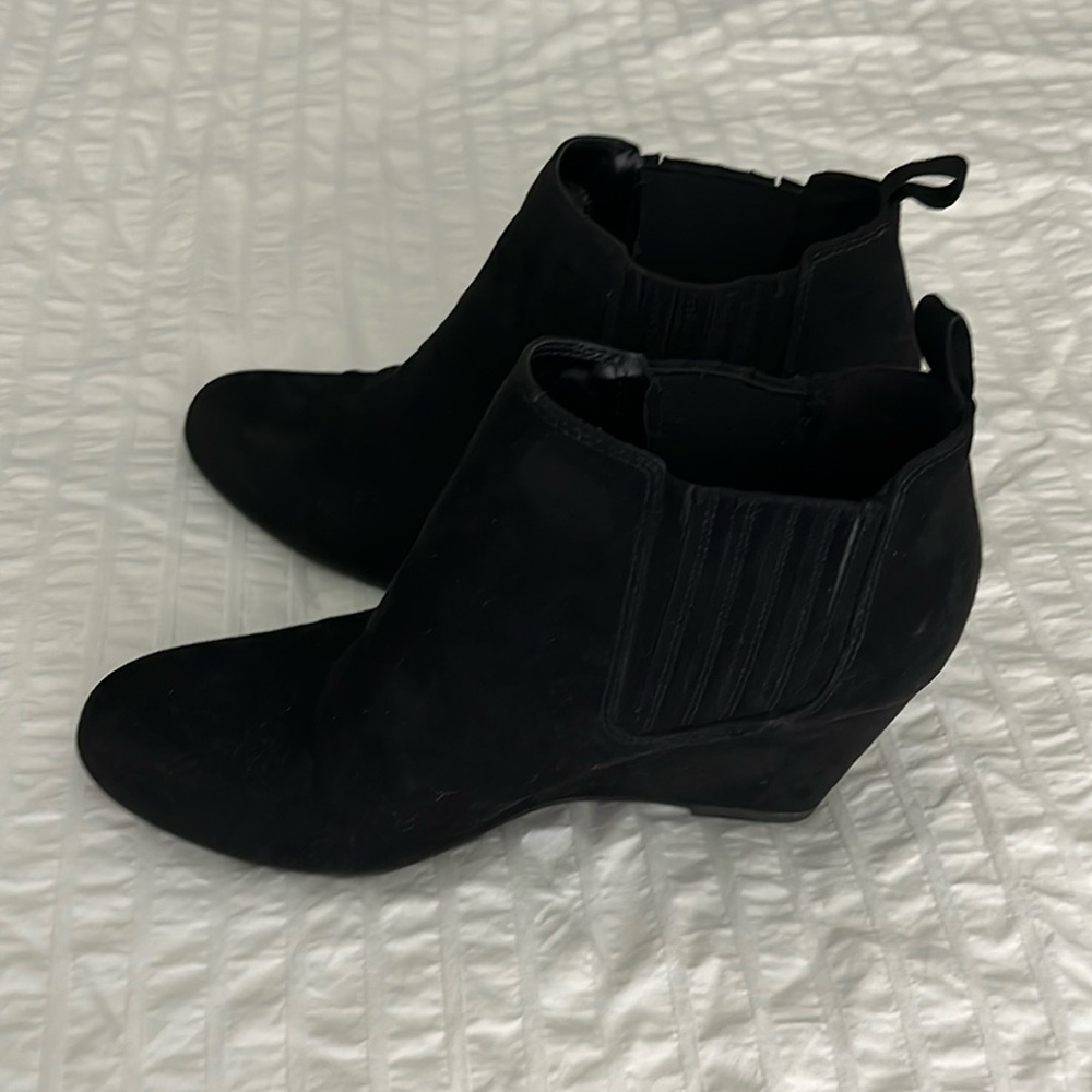 American Eagle Booties size 7.5
